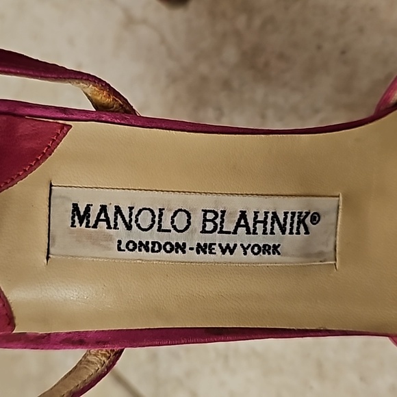 Manolo Blahnik - Picture 2 of 10